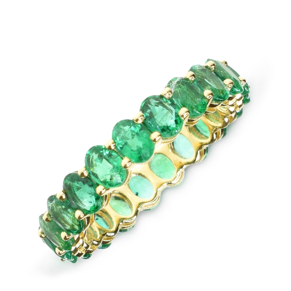 OVAL CUT EMERALD BAND