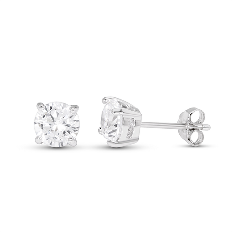 Half carat diamond studs deals